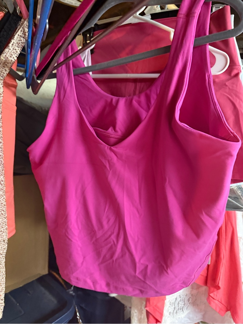Lululemon tank